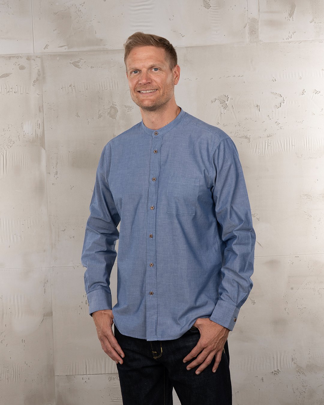 Buccanoy Shirt Blue Chambray Pike Brothers — vintage shirt, front view