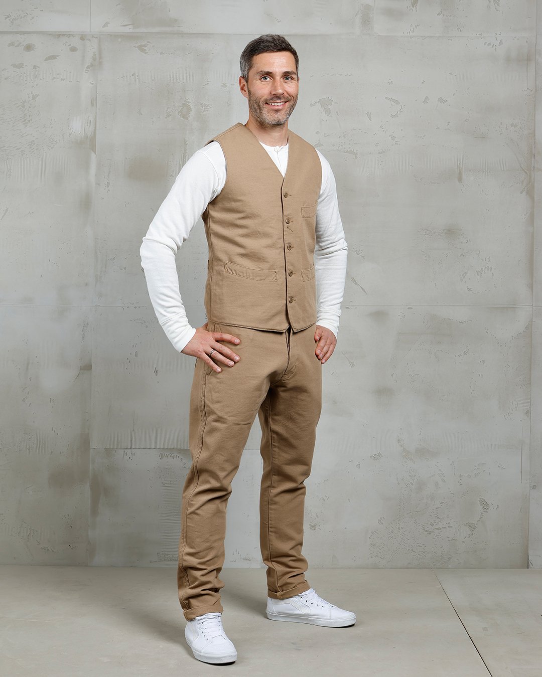 Hazienda Vest Panama Beige Pike Brothers — gilet vintage, porté en situation