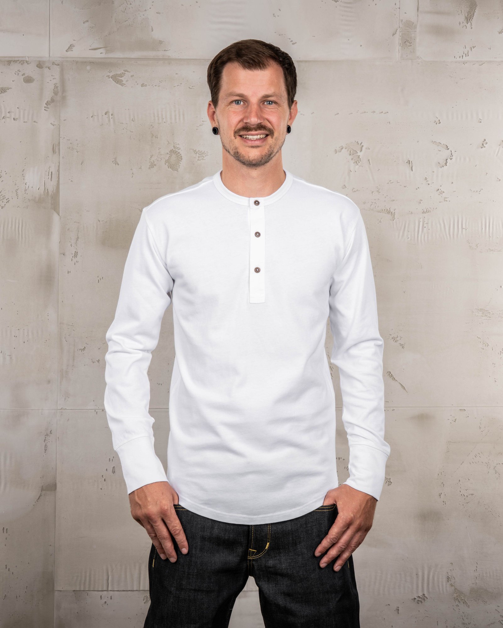 Henley Shirt Long Sleeve Pike Brothers — vintage shirt, front view