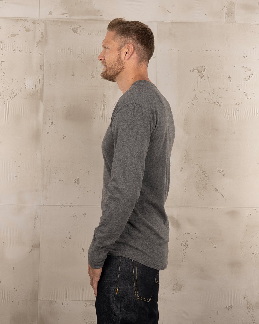 Henley Shirt Long Sleeve Pike Brothers — chemise vintage, vue de dos