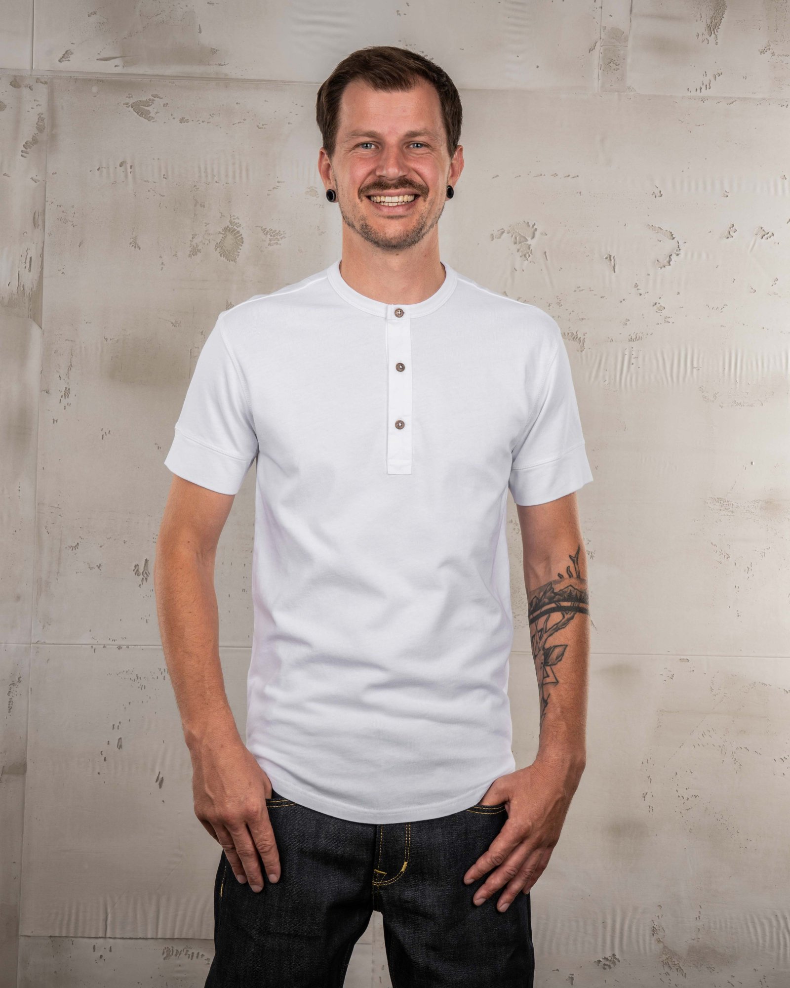 Henley Shirt Short Sleeve Pike Brothers — chemise vintage, vue de face