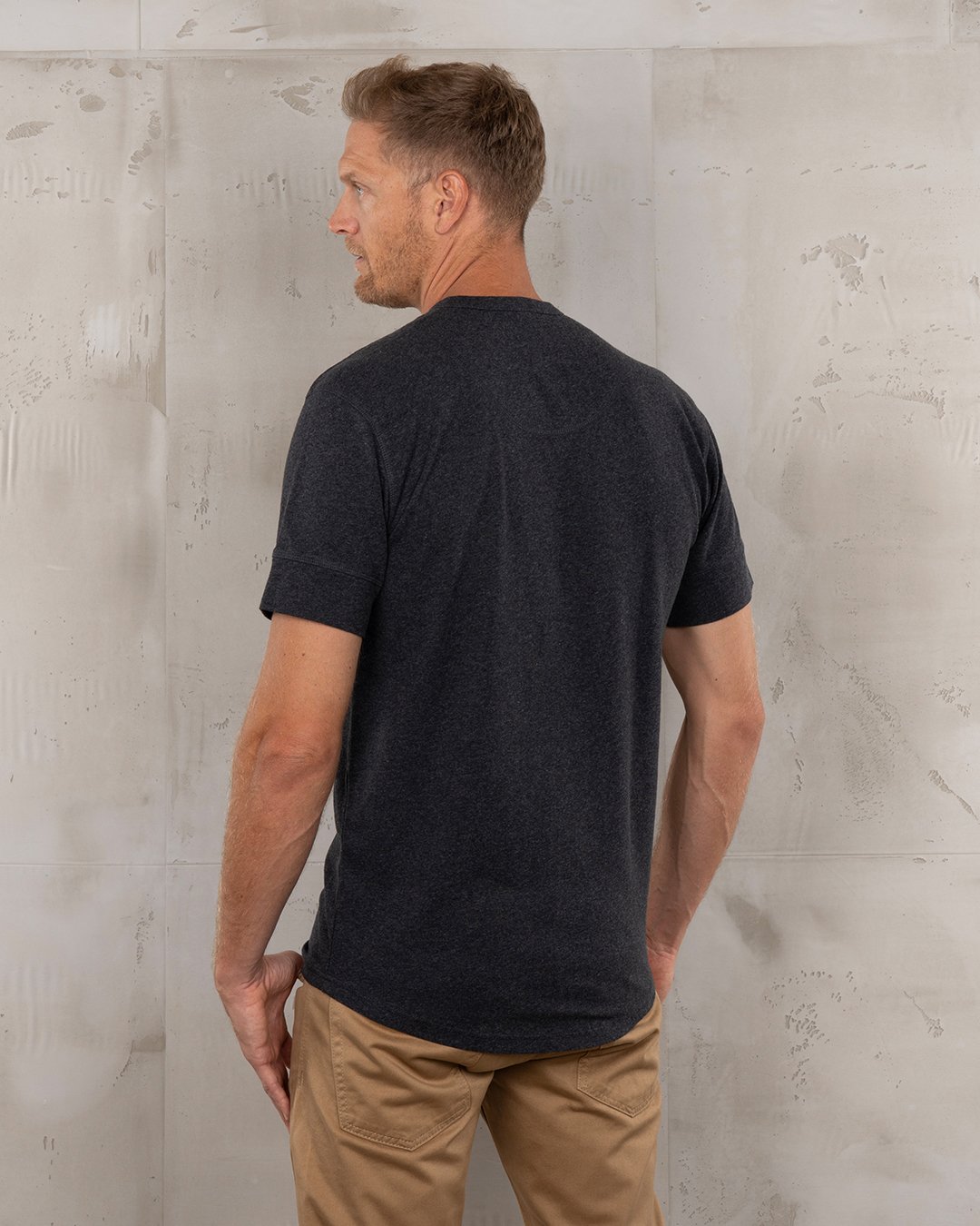 Henley Shirt Short Sleeve Pike Brothers — chemise vintage, vue de dos