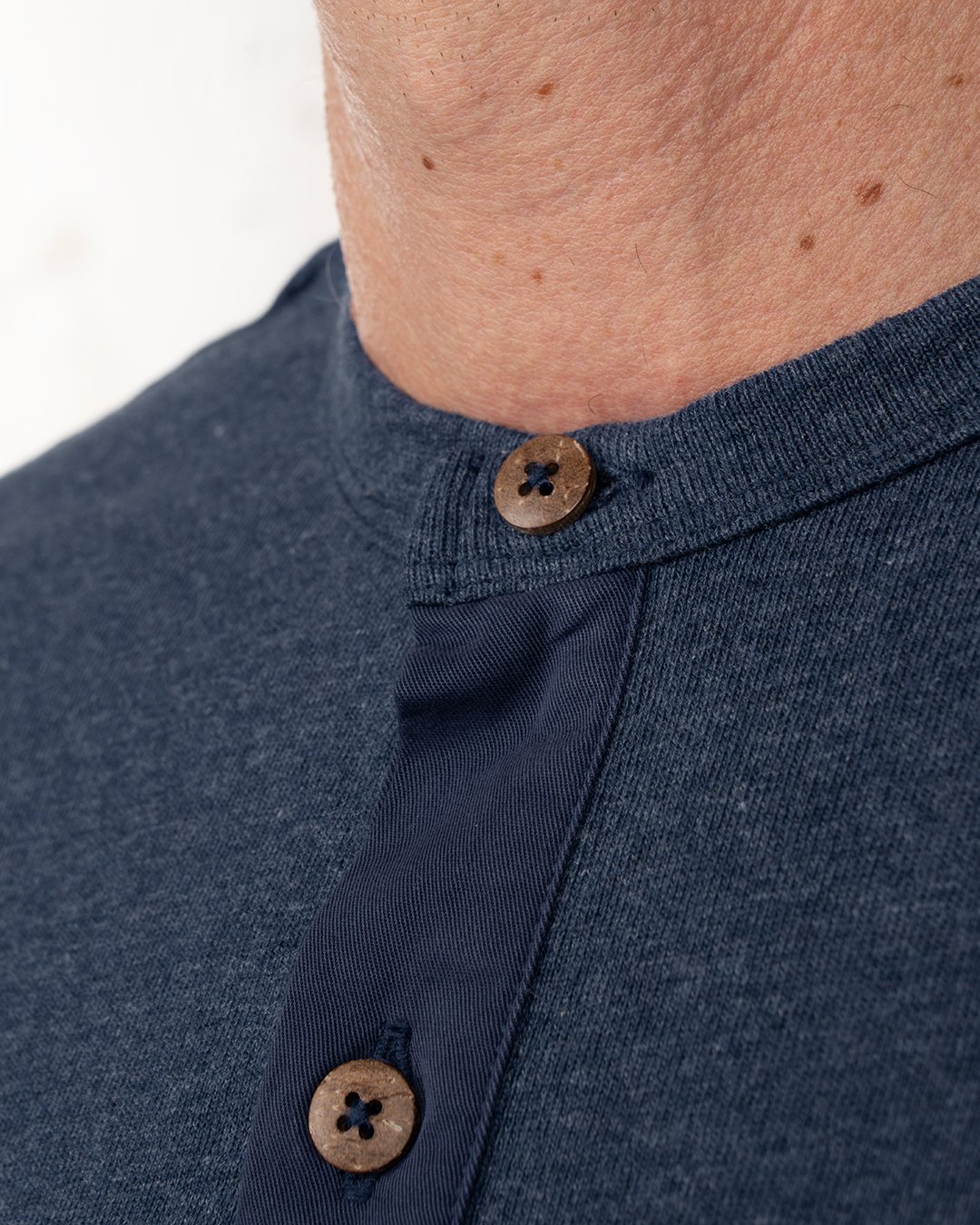 Henley Shirt Short Sleeve Pike Brothers — vintage shirt, side view