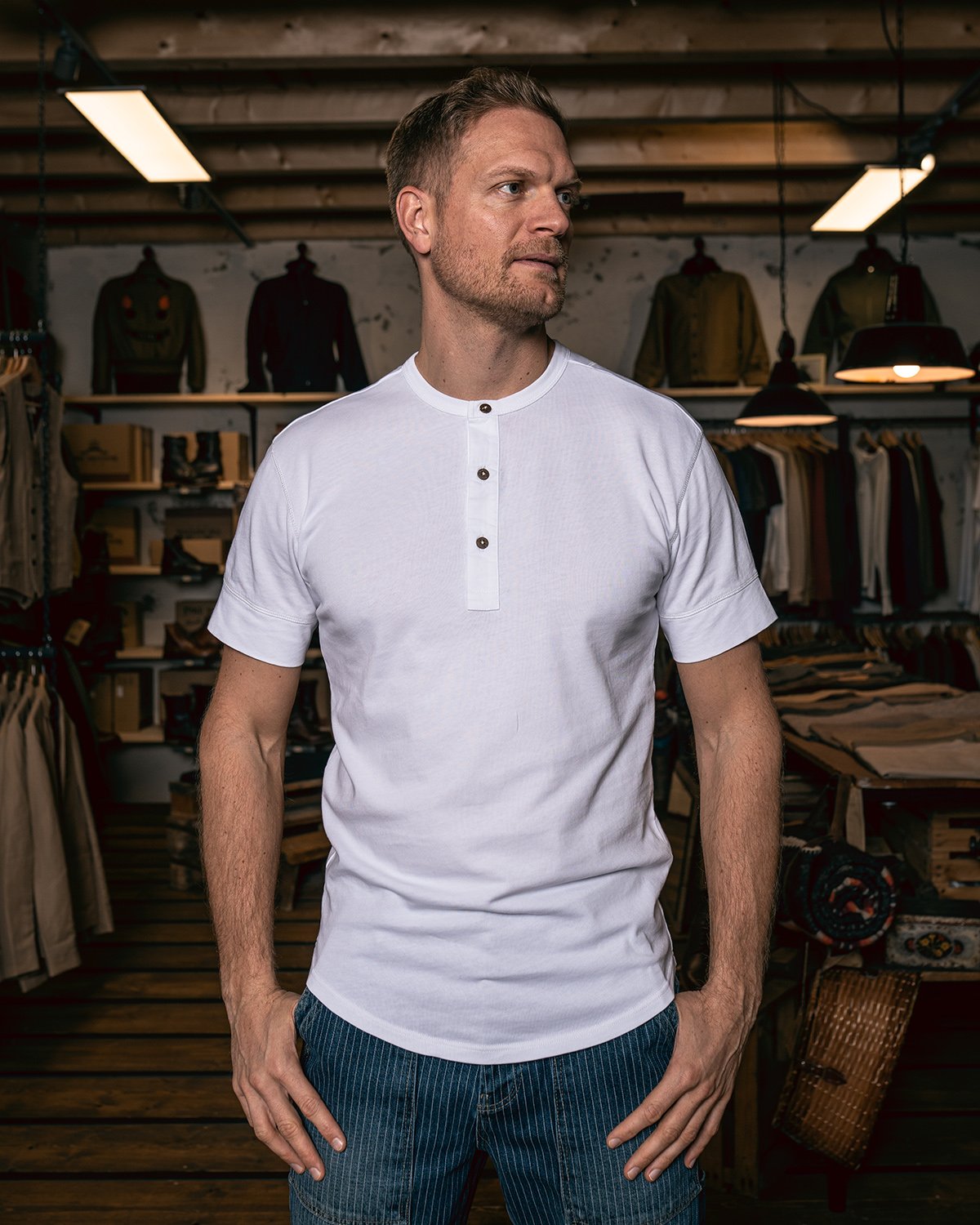 Henley Shirt Short Sleeve Pike Brothers — chemise vintage, détail des poches