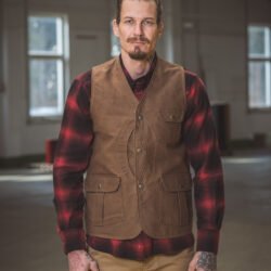 Hunting Vest Waxed Sand Pike Brothers — gilet vintage, vue de face