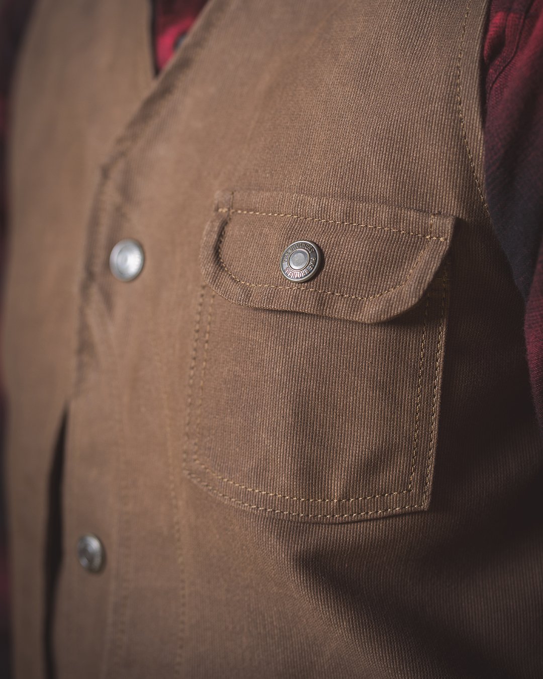 Hunting Vest Waxed Sand Pike Brothers — gilet vintage, détail de la matière