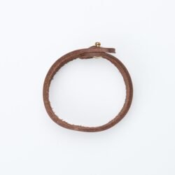Logo Bracelet Brown Pike Brothers — accessoire vintage, vue de trois quarts