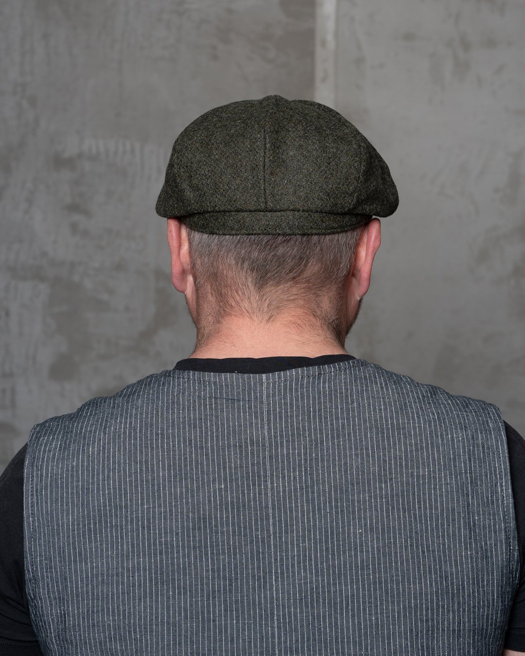 Newsboy Cap Dewar Green Pike Brothers — vintage cap, side view