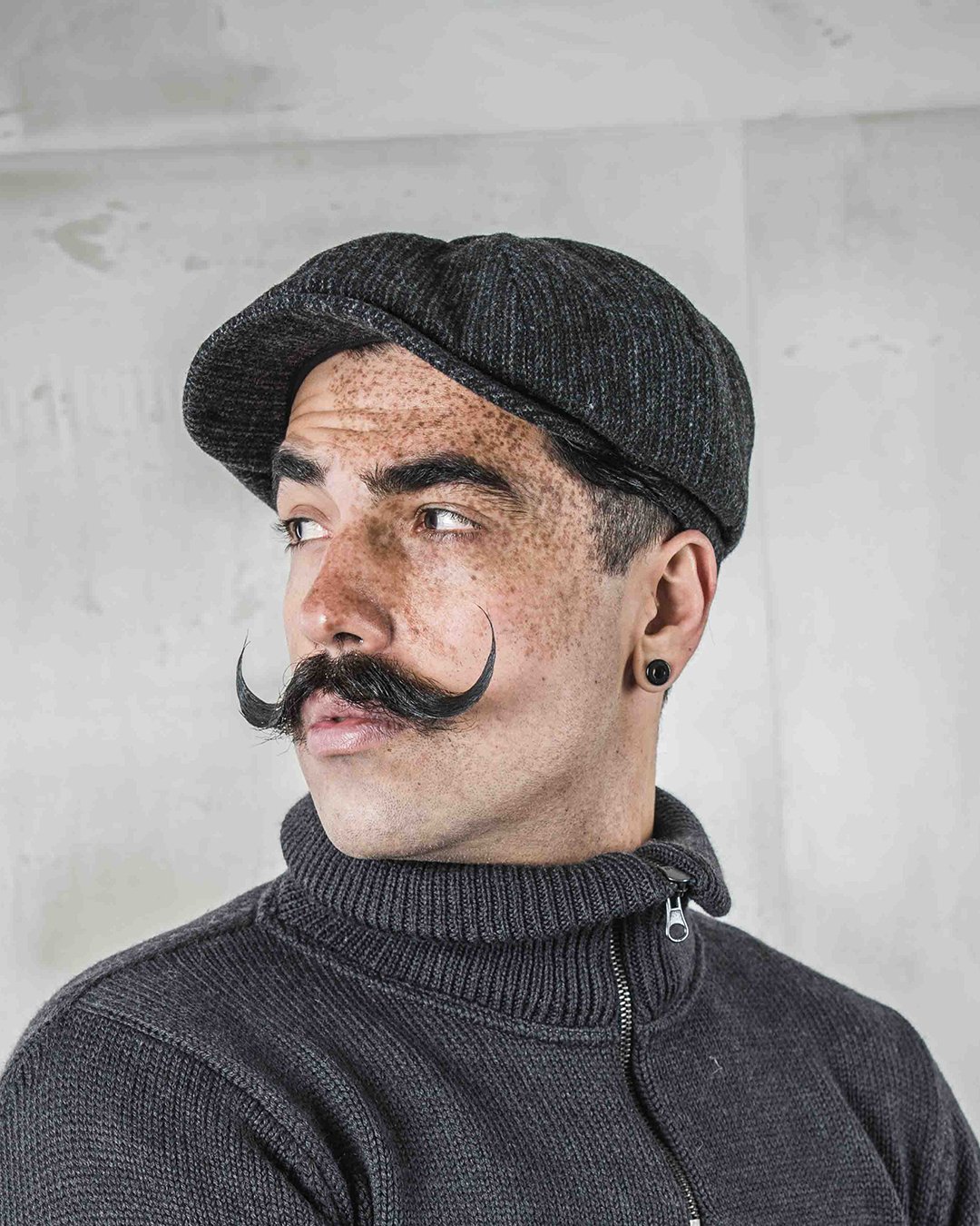 Newsboy Cap Glasgow Grey Pike Brothers — vintage cap, back view