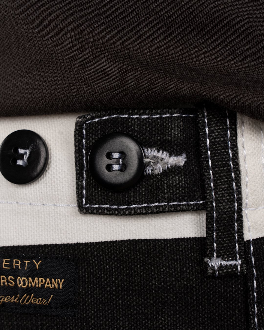 Og-107 Short Alcatraz White Pike Brothers — short vintage, détail du col