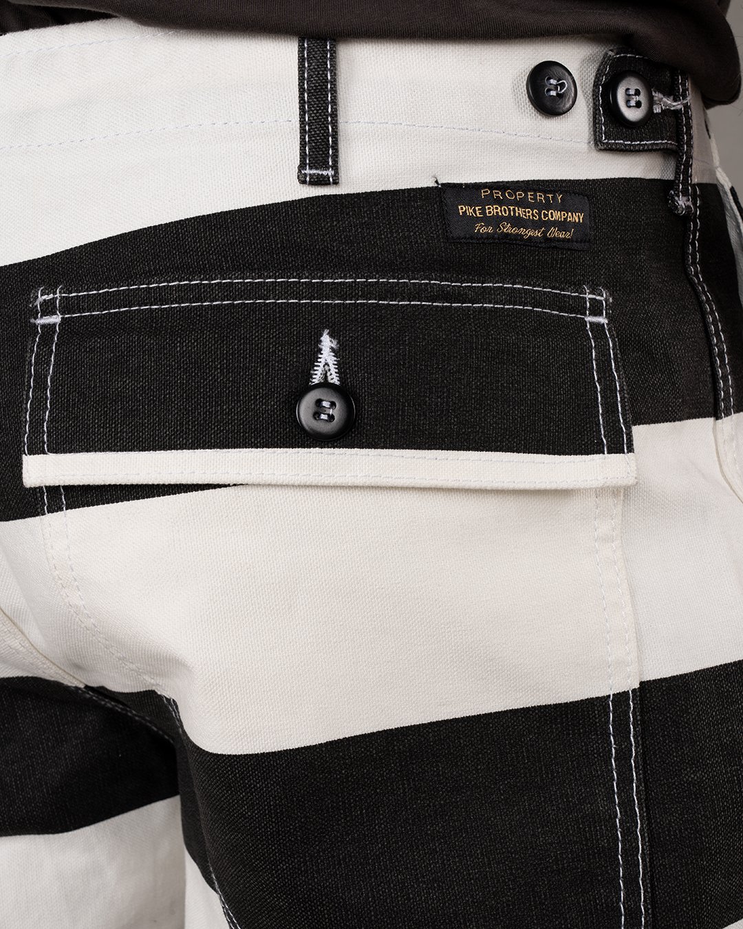 Og-107 Short Alcatraz White Pike Brothers — short vintage, détail des poches