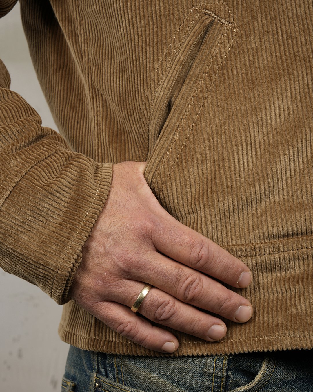 Roadster Jacket Light Brass Pike Brothers — vintage jacket, stitching detail