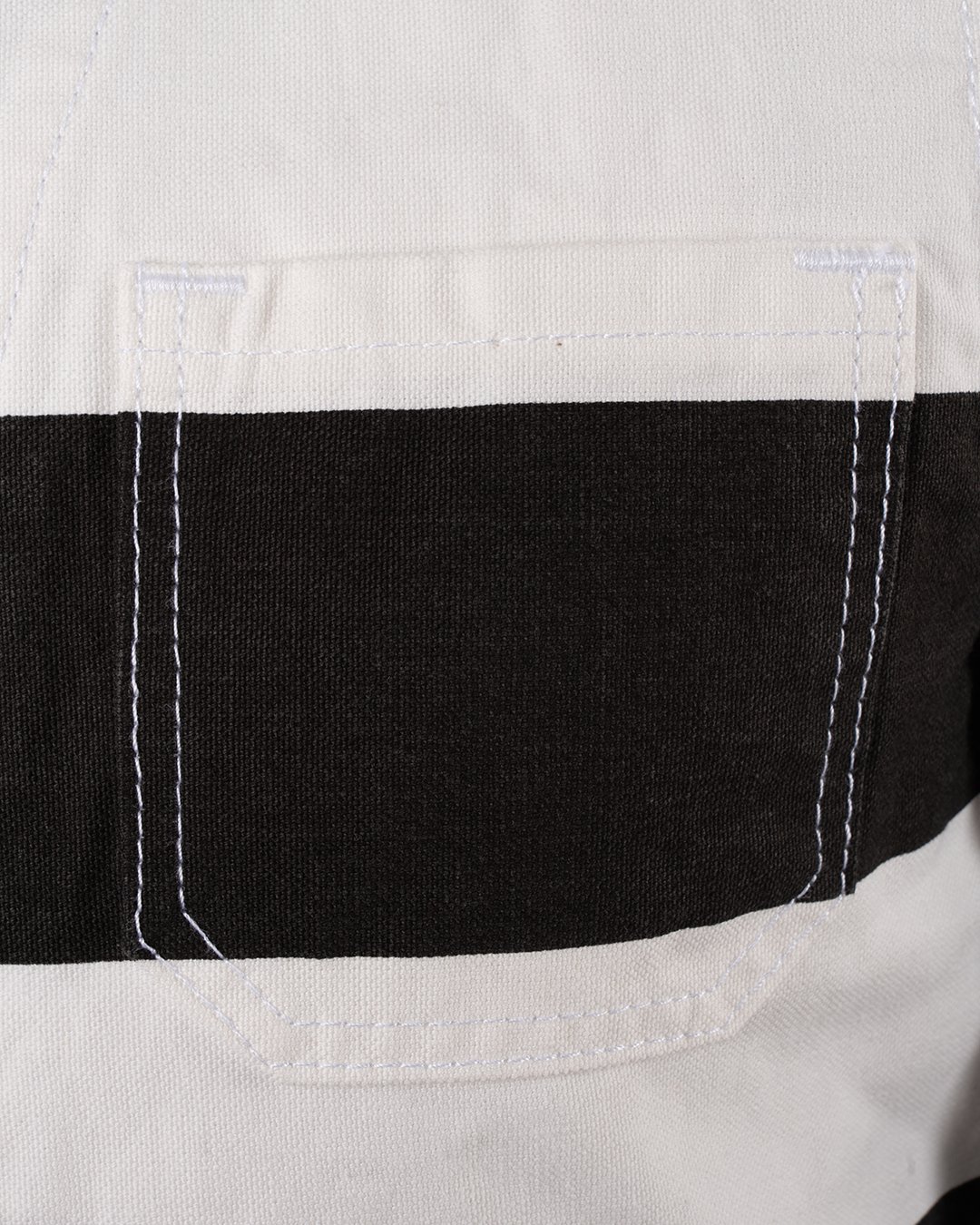 Roamer Vest Alcatraz White Pike Brothers — gilet vintage, porté en situation