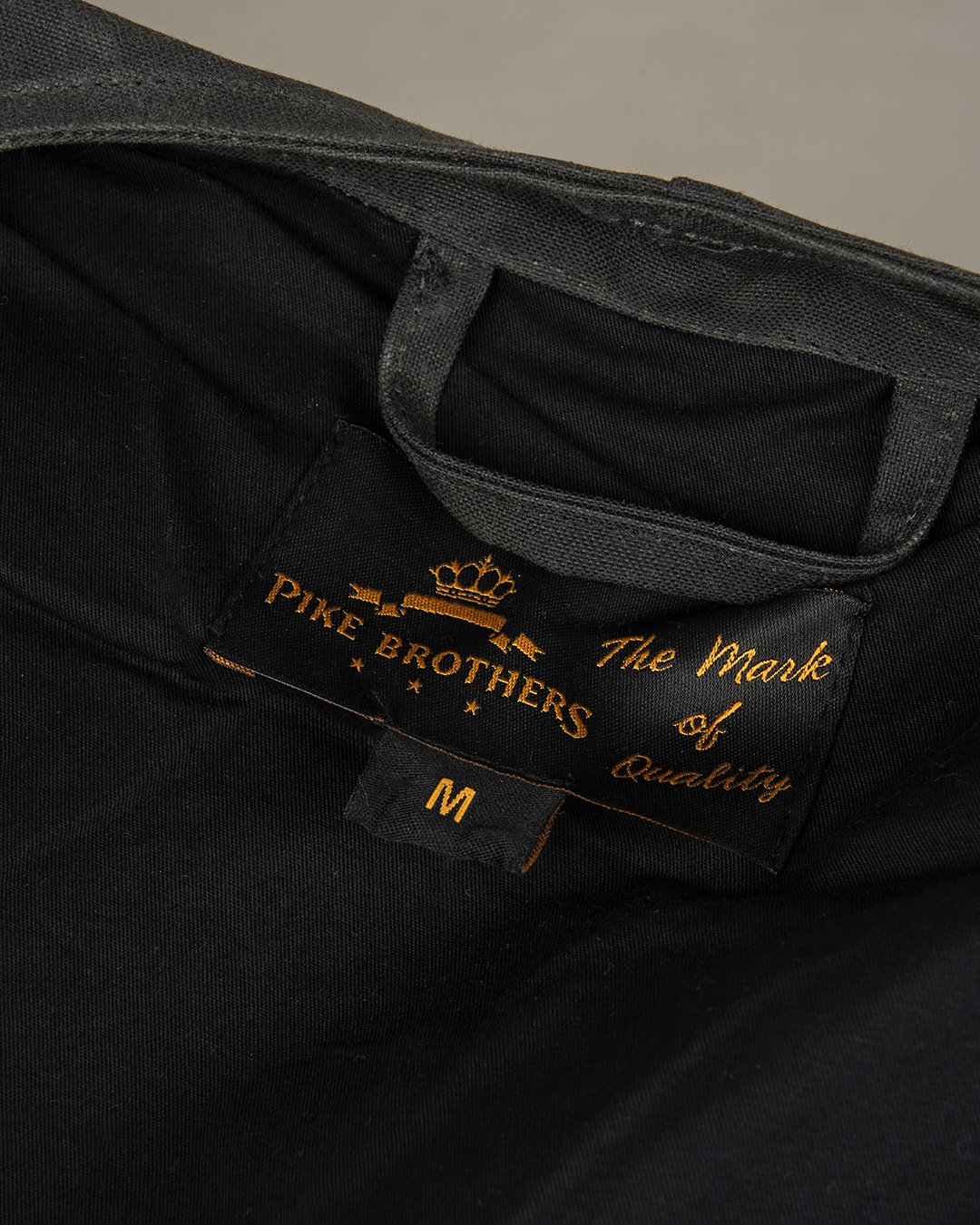 Roamer Vest Waxed Olive Pike Brothers — vintage vest, pocket detail
