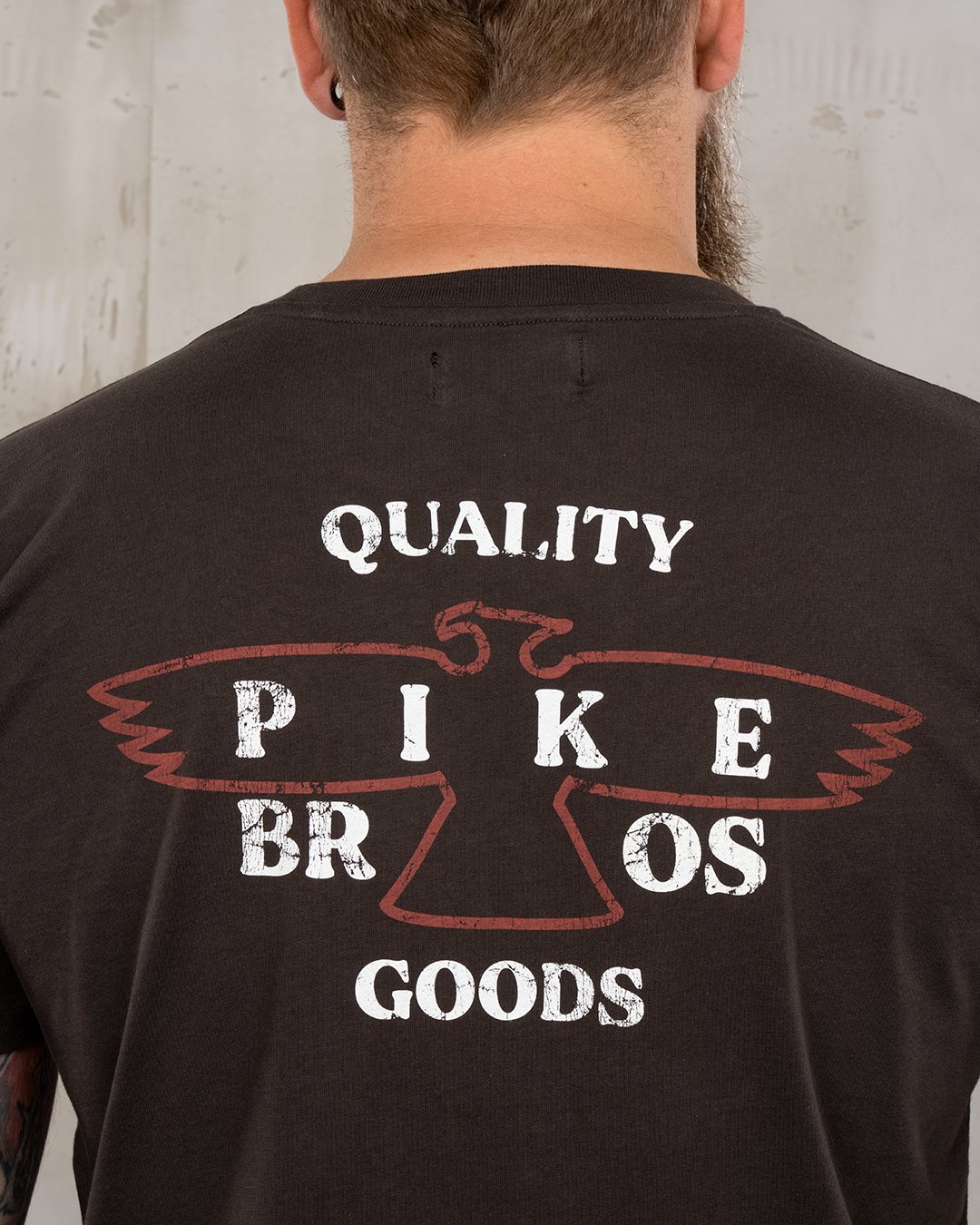 Sports Tee Eagle Grey Pike Brothers — t-shirt vintage, vue de côté