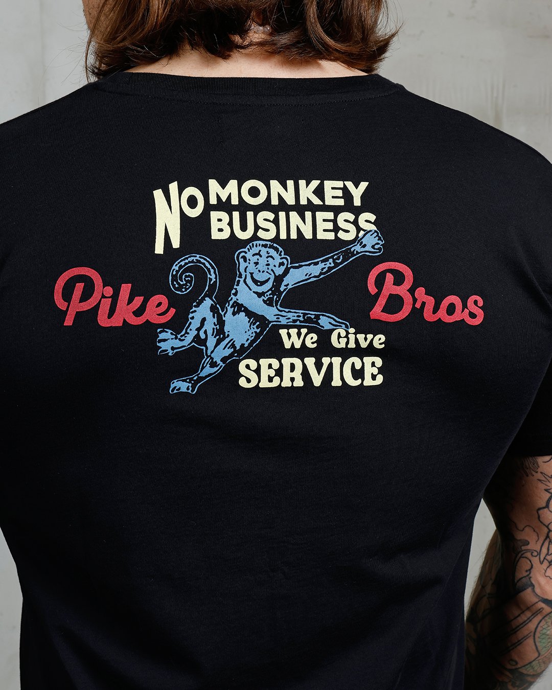 Sports Tee No Monkey Pike Brothers — t-shirt vintage, détail des finitions
