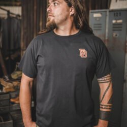 Sports Tee Red Castle Pike Brothers — t-shirt vintage, vue de face
