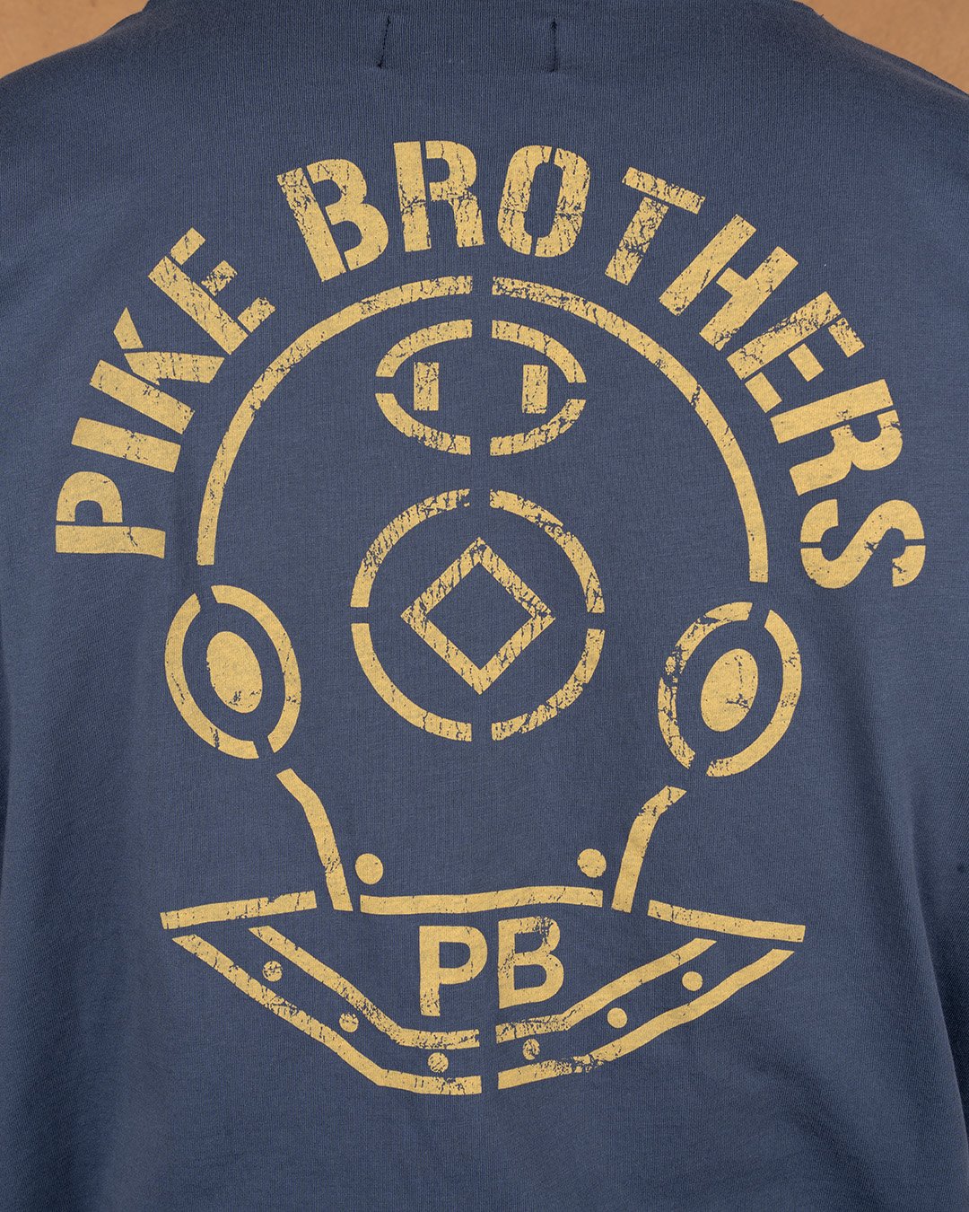 Sports Tee Scuba Blue Pike Brothers — t-shirt vintage, détail des finitions