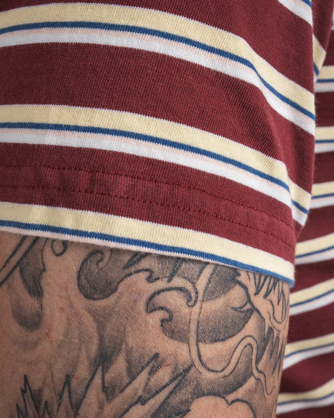 Sports Tee Smyrna Red Pike Brothers — t-shirt vintage, porté en situation