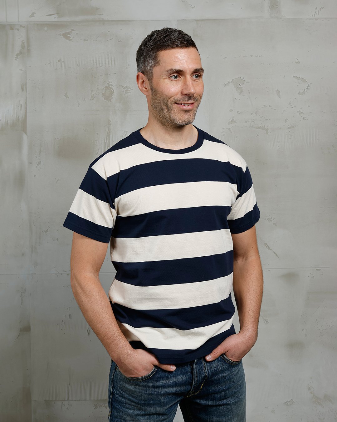 Sports Tee Ventura White Pike Brothers — t-shirt vintage, vue de face