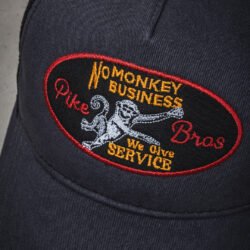Trucker Cap No Monkey Pike Brothers — casquette vintage, vue de dos Trucker Cap No Monkey Pike Brothers — casquette vintage, vue de dos