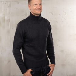 Turtle Neck Anthracite Pike Brothers — accessoire vintage, vue de trois quarts