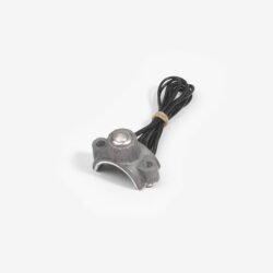 Bride KustomTech brut 25,4 mm (1 pouce) Bride KustomTech brut vue principale sur fond neutre