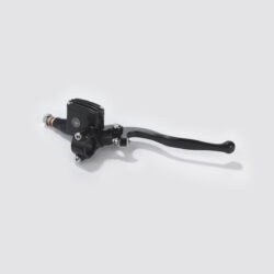 Maître-cylindre KustomTech noir anodisé alésage 14 mm vue principale sur fond neutre